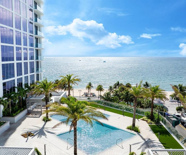 Selene Oceanfront living room with glass corner ocean views